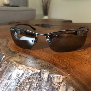 Ray-Ban Sidestreet Top Bar RB3183